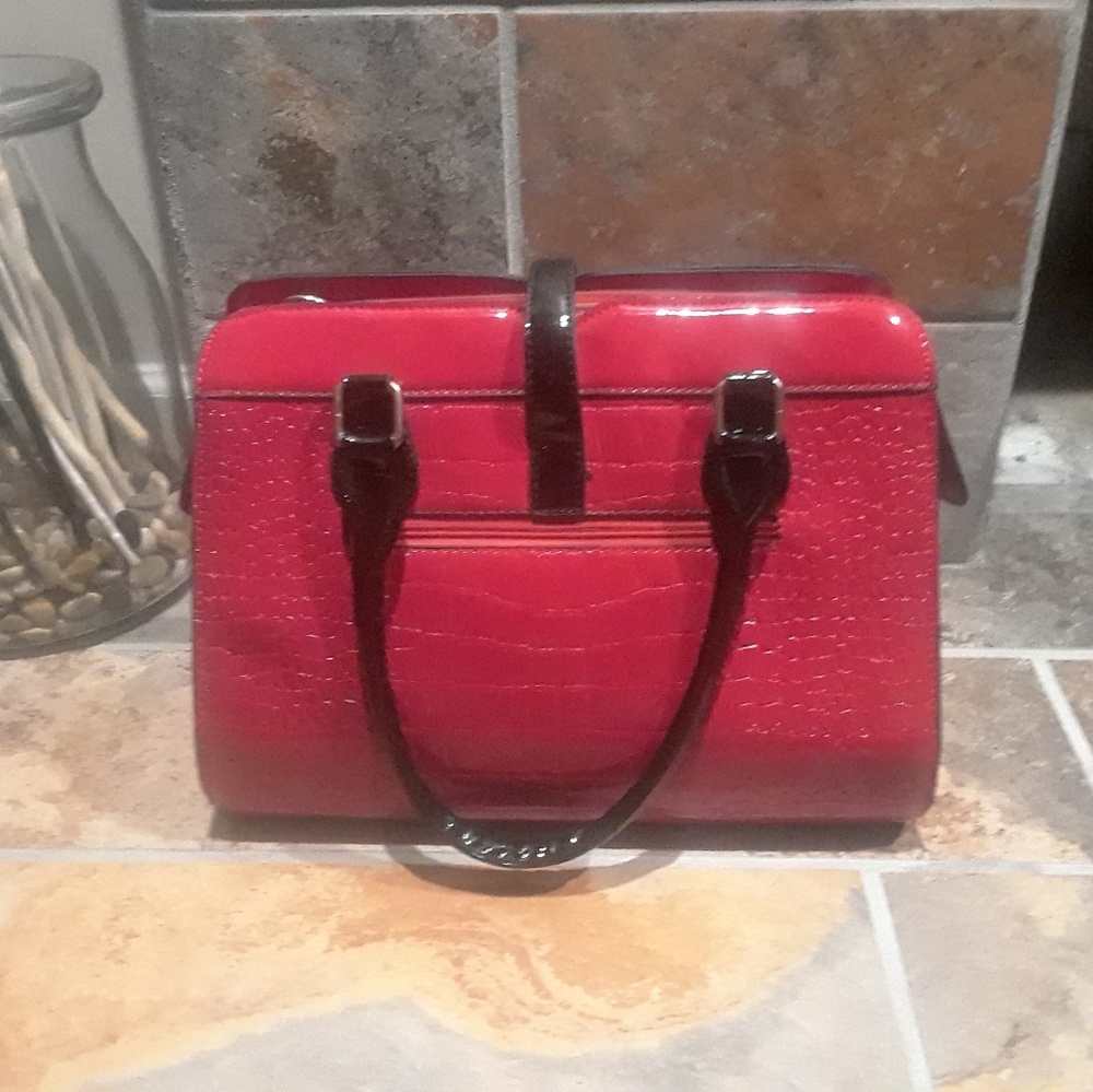 Red Purse - Picture 2 of 4